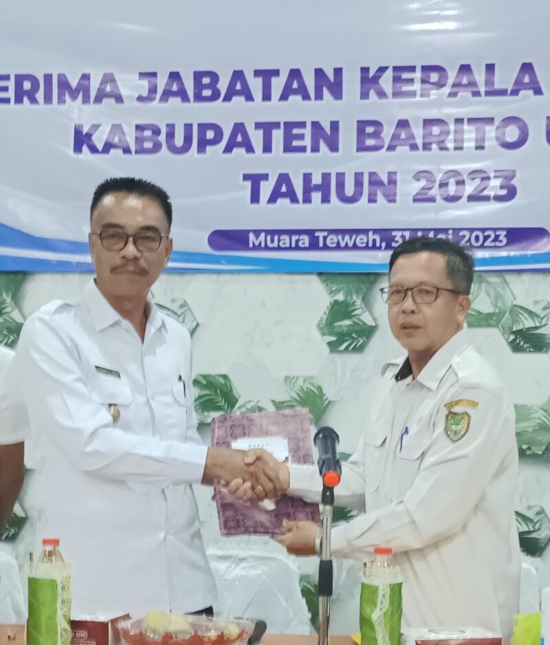 Wakil Bupati Barito Utara, Sugianto Panala Putra dan Mantan Kadinkes, Hajtannor (TegakLurus.Net) 