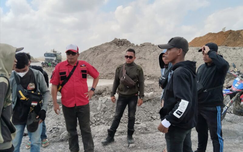 Aksi lapangan para karyawan sekuriti di Blok 14, PT BEK, Kecamatan Teweh Timur, Barito Utara, Senin 31 Juli 2023 (TegakLurus.Net) 
