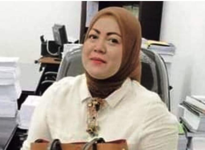 Anggota DPRD Barito Utara, Henny Rosgiaty Rusli (tegaklurus.net) ...