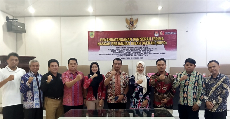 Plt Sekda Barito Utara, Jufriansyah, bertemu dengan lima komisioner KPU Barito Utara, Kamis (2/11/2023).(tegaklurus.net/dor abram he) 