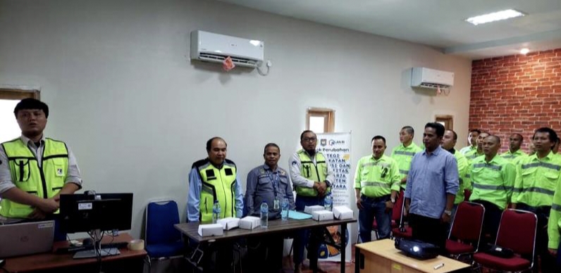 Disnakertranskop-UKM Barito Utara menggelar pelatihan alat berat alat berat NPE (non production equipment) bekerjasama dengan PT PAMA BEK Site Benangin, Senin 13 November 2023.(Istimewa)