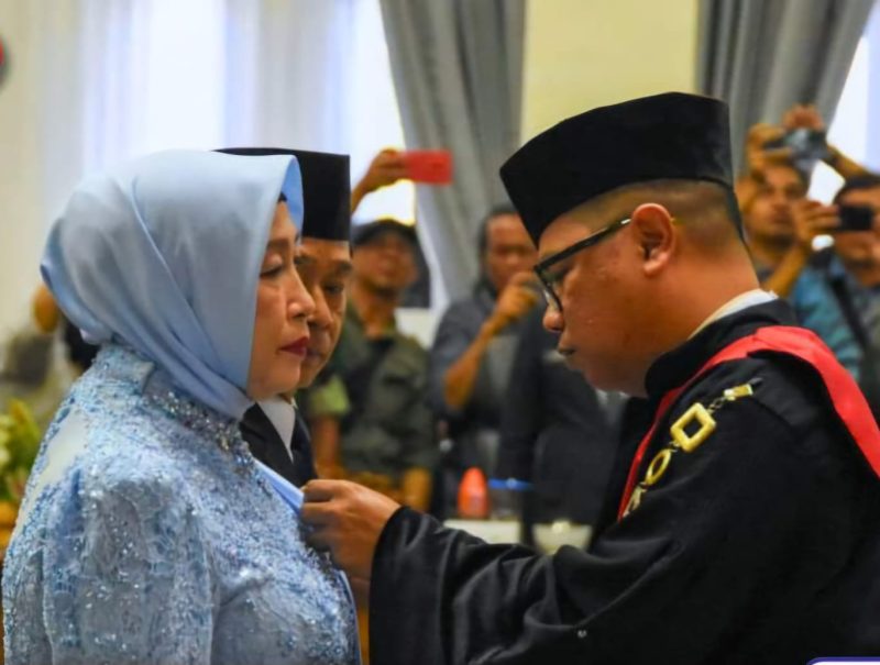 Pelantikan dan pengambilan sumpah/janji anggota DPRD Barito Utara.(tegaklurus.net/hersan) 