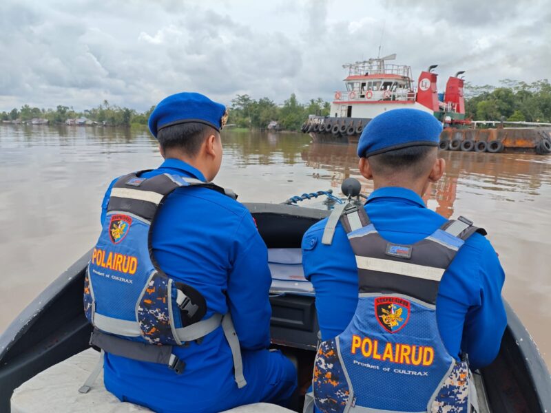 Ditpolairud Polda Kalteng melalui KP XVIII-2002, melaksanakan patroli menjaga dan memelihara stabilitas kamtibmas di DAS Kahayan, Kabupaten Pulang Pisau, Minggu, 23 Februari 2025.(dok : Ditpolairud Polda Kalteng) 