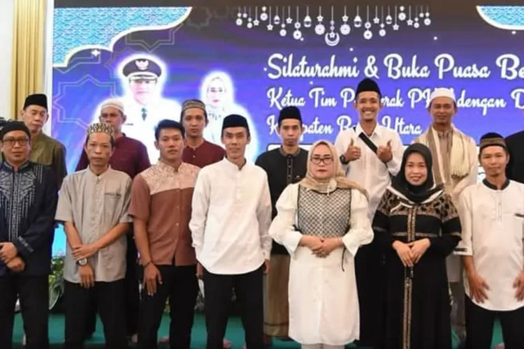 Tim Penggerak PKK dan DWP Kabupaten Barito Utara, menggelar buka puasa bersama di Muara Teweh, Jumat, 14 Maret 2025.(ist/Diskominfosandi Barito Utara)  