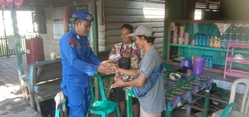 Ditpolairud Polda Kalteng mengimbau masyarakat Kobar mewaspadai terorisme, Minggu, 27 Juli 2025 siang.(ist : Ditpolairud Polda Kalteng) 