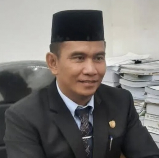 Anggota DPRD  Barito Utara/PAN/Fraksi Aspirasi Rakyat), Hasrat.(ist : tegaklurus.net) 
