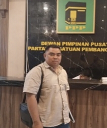 Sekretaris Tim Pemenangan Paslon Shalahuddin-Felix, Rusiani.(ist/tegaklurus.net)  