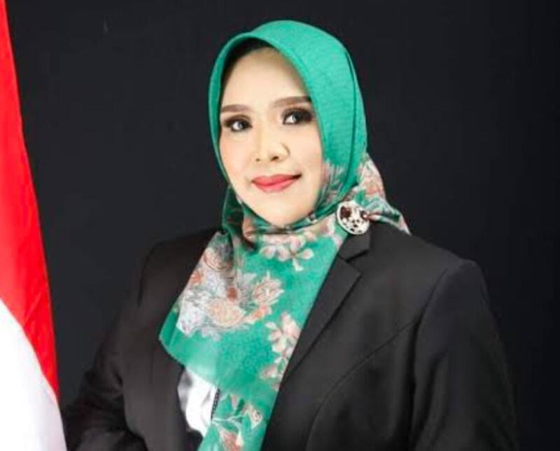 Dina Maulidah