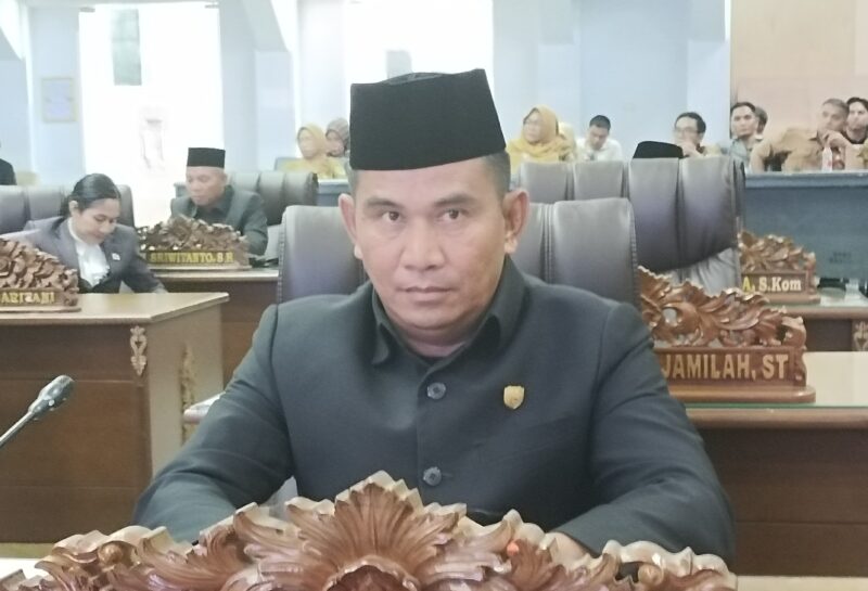 Anggota DPRD Kabupaten Barito Utara, Hasrat.(Melki/tegaklurus.net) 
