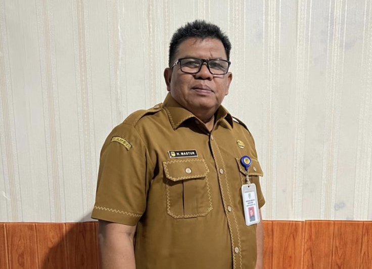 Kepala Dinas Tenaga Kerja, Transmigrasi, Koperasi dan UKM (Disnakertranskop-UKM) Barito Utara M Mastur.(dok : tegaklurus.net) 
