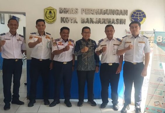 Anggota DPRD Mura Rekinoor saat Kunker ke Dishub Banjarmasin