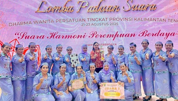 Dharma Wanita Persatuan (DWP) Kabupaten Murung Raya menorehkan prestasi membanggakan dengan berhasil meraih Juara I pada lomba paduan suara tingkat Provinsi Kalimantan Tengah.