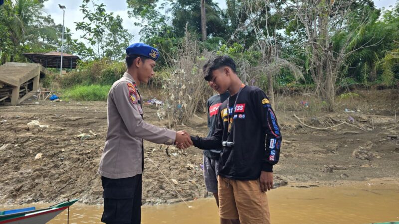 Ditpolairud Polda Kalteng Mako Perwakilan Muara Teweh, melaksanakan sambang warga di Kabupaten Barito Utara, Jumat, 17 Oktober 2025.(dok/Ditpolairud Polda Kalteng)
