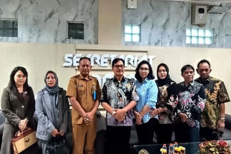 Delapan anggota DPRD Barito Selatan dipimpin oleh Ketua DPRD Barsel HM Farid Yusran berkunjung ke DPRD Barito Utara, Senin, 11 Agustus 2025.(ist : Setwan Barito Utara) 