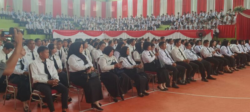 Pemerintah Kabupaten (Pemkab) Murung Raya secara resmi mengangkat Pegawai Pemerintah dengan Perjanjian Kerja (PPPK) Paruh Waktu untuk formasi tahun berjalan