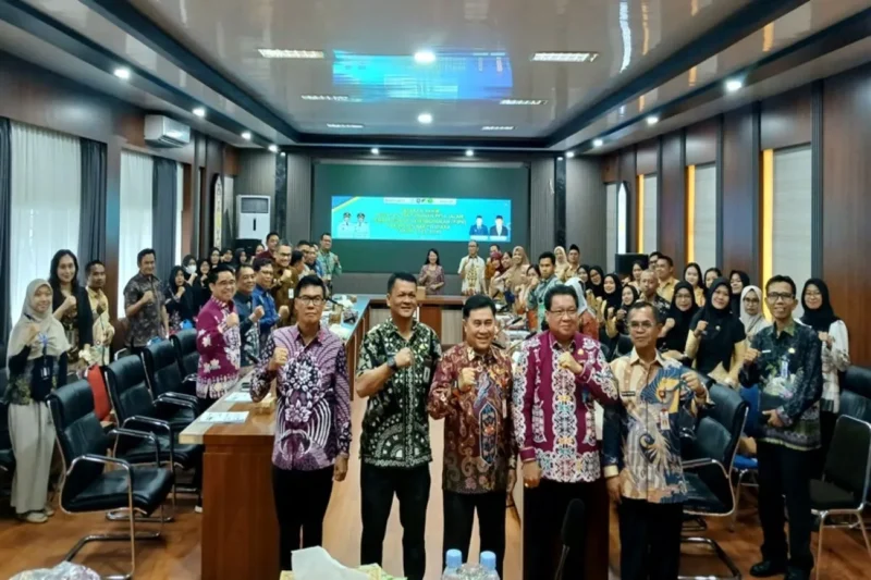 Pemkab Barito Utara memfokuskan penyusunan peta jalan pembangunan penduduk (PJPK) sejalan dengan misi pembangunan daerah 2025–2030, Kamis 20 November 2025.(Diskominfosandi Barito Utara)