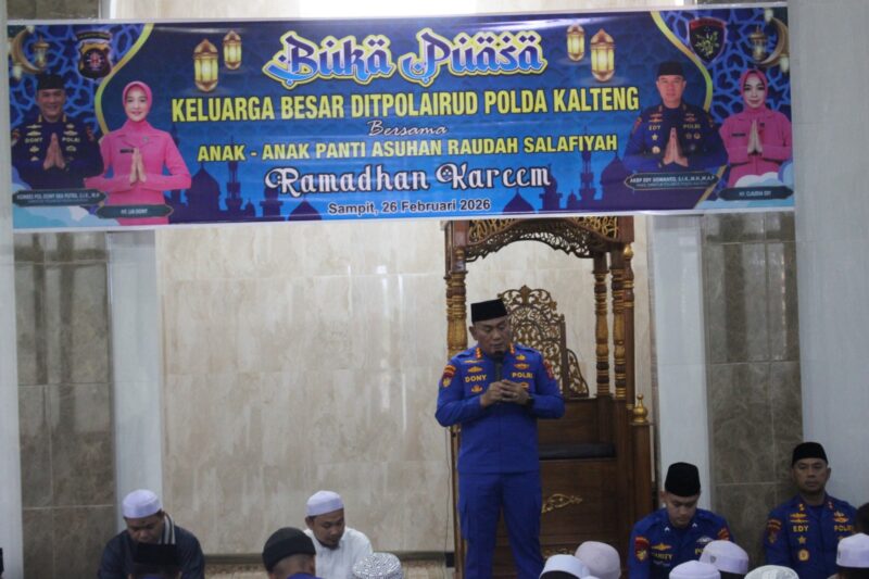 Bertepatan bulan Ramadan, keluarga besar Ditpolairud Polda Kalteng berbuka puasa bersama anak-anak Panti Asuhan Raudah Salafiyah, Sampit, Kamis, 26 Februari 2026.(foto : Ditpolairud Polda Kalteng)