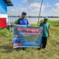 Personel Ditpolairud Polda Kalteng KP XVIII-2007, menyerukan kepada masyarakat pesisir tidak menangkap ikan dengan meracun dan menyetrum di Kabupaten Kapuas,
Selasa, 21 Juli 2026 pagi.(Foto/KP XVIII 2007 Ditpolairud Polda Kalteng)